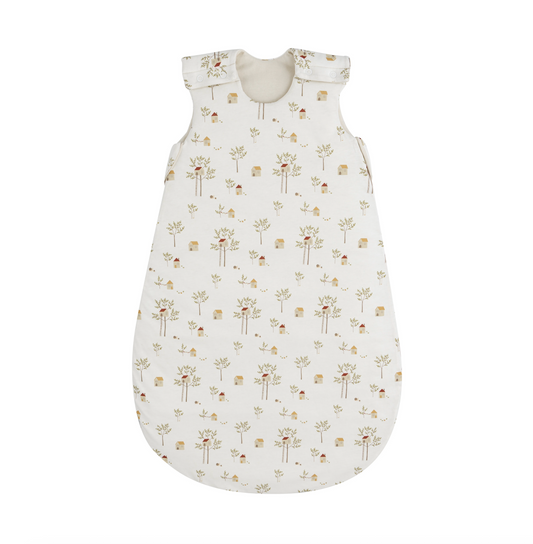 Ganzjahres mitwachsender Jersey-Schlafsack in Design treehouse wächst mit deinem Kind mit.
