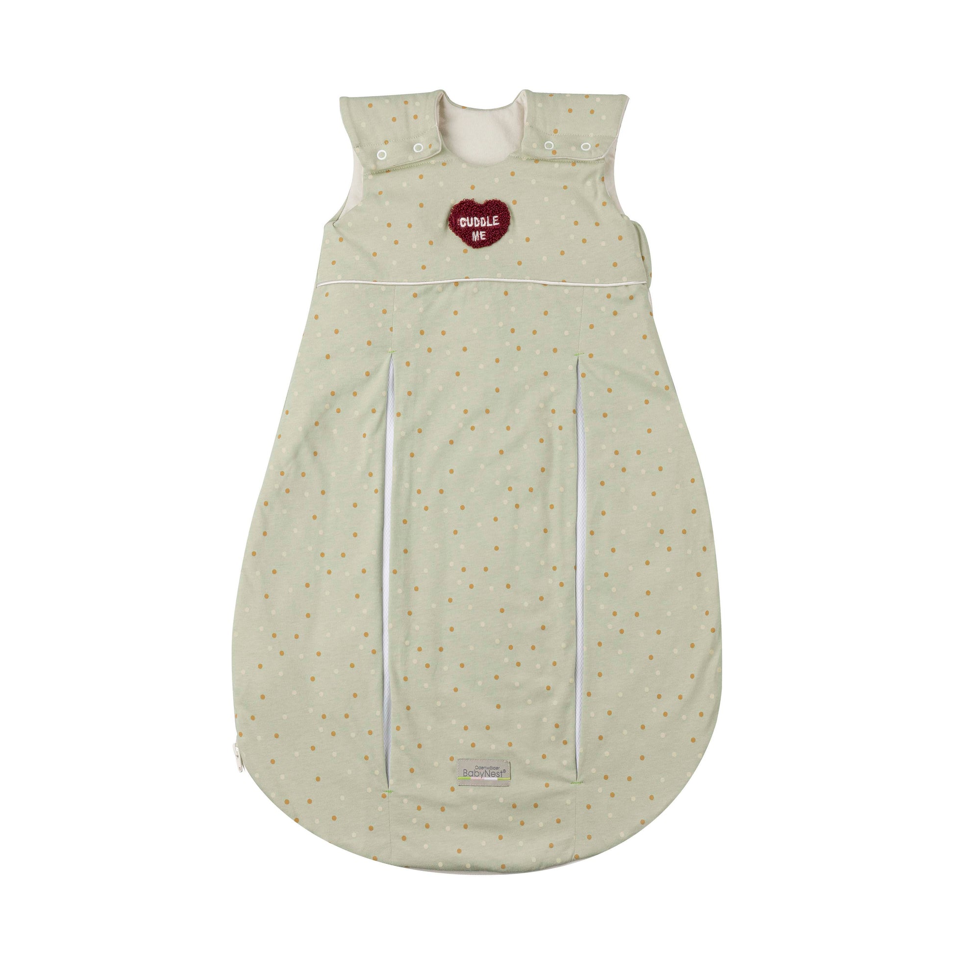 Weicher mintgrüner Babyschlafsack mit Punktmuster und "Cuddle Me" Herzstickerei – atmungsaktiver Schlafsack für Neugeborene und Babys. Prima Klima Schlafsack mit Rundumreißverschluss für schnelles wickeln in der Nacht und Klimazonen Falten im vorderen Bereich für  die Temperaturregulierung.
