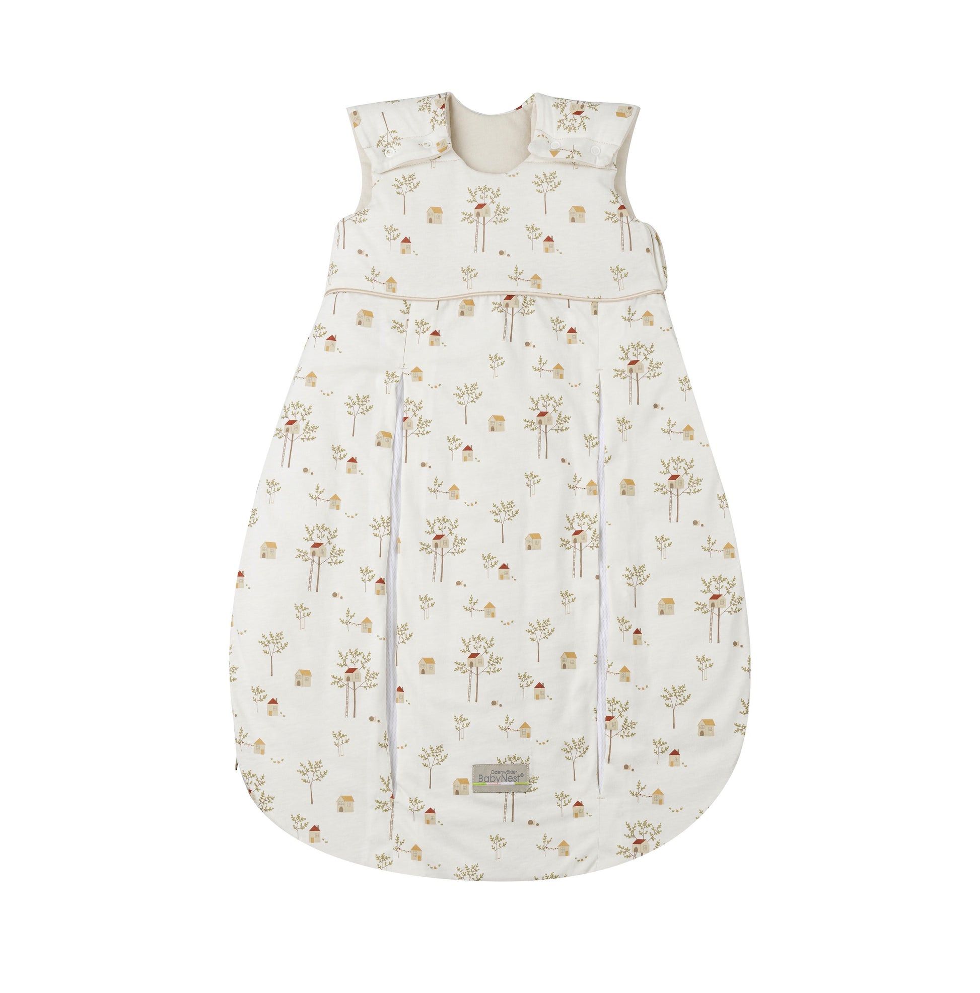 Weicher Babyschlafsack mit Baumhaus-Muster – atmungsaktiver Schlafsack für Neugeborene und Babys. Prima Klima Schlafsack mit Rundumreißverschluss für schnelles wickeln in der Nacht und Klimazonen Falten im vorderen Bereich für  die Temperaturregulierung.